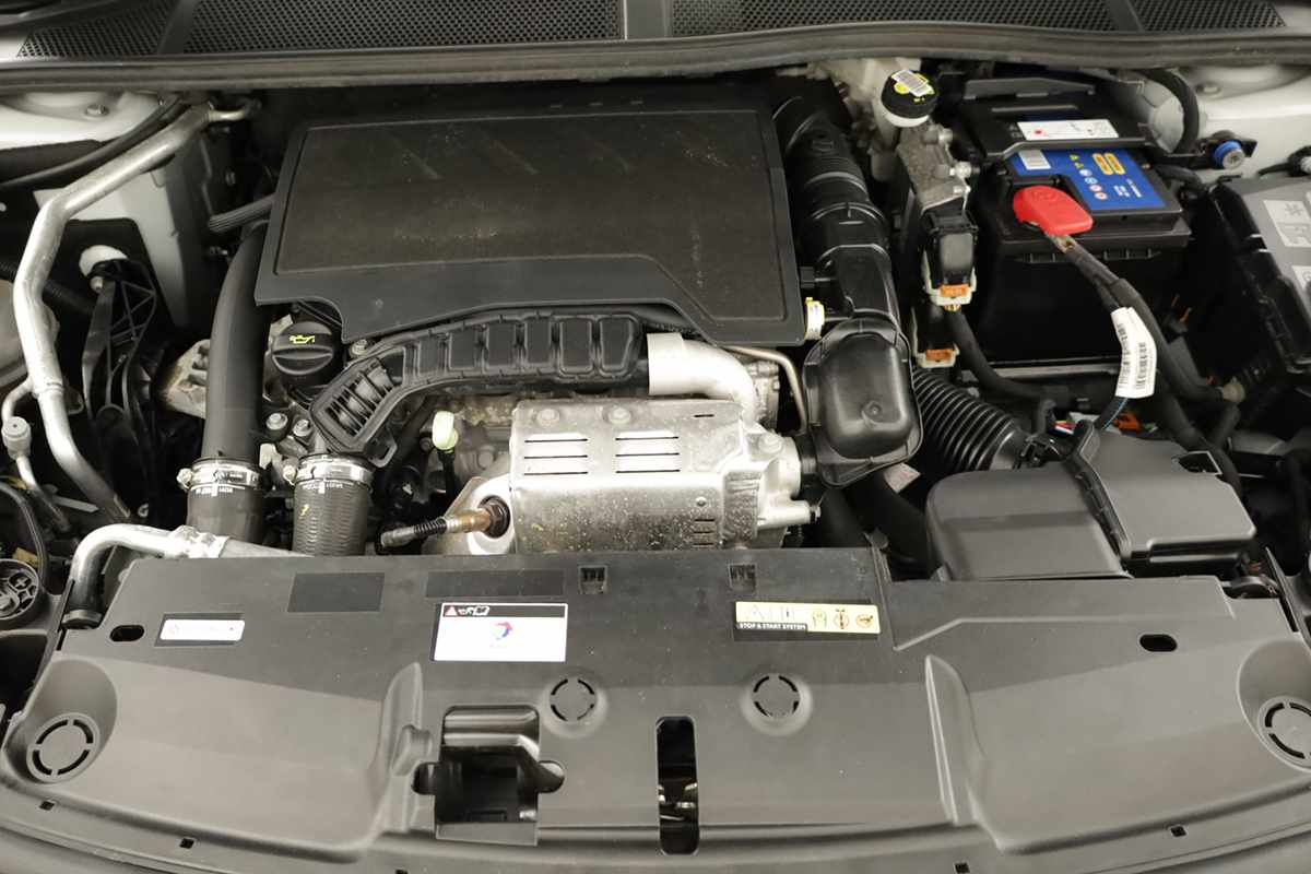 peugeot-308-2024-gasolina-1199cc