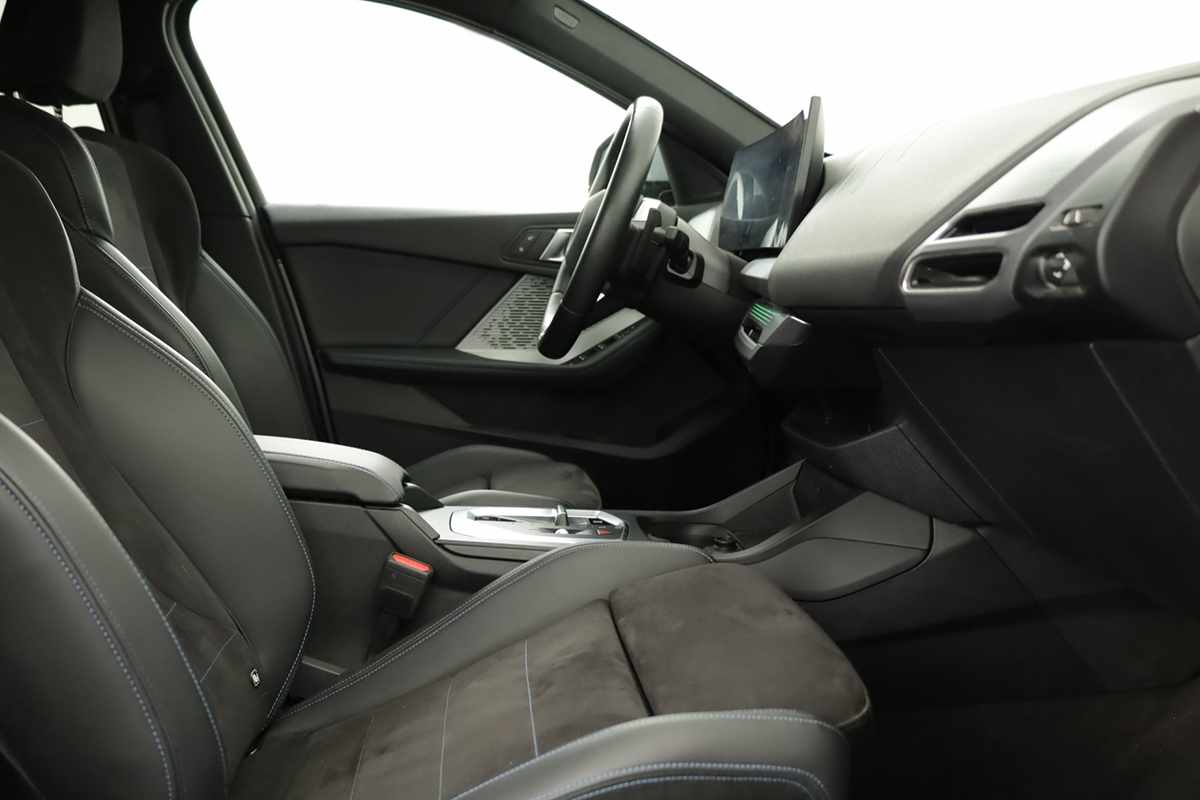 bmw-serie-1-2025-gasolina-1499cc