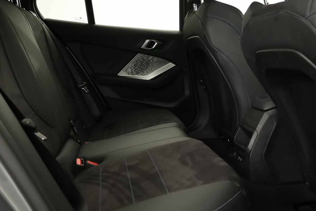 bmw-serie-1-2025-gasolina-1499cc