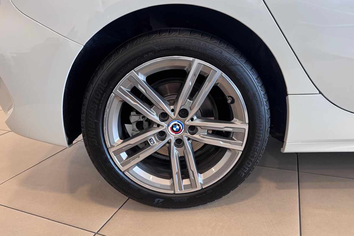 bmw-serie-1-2022-gasolina-1499cc