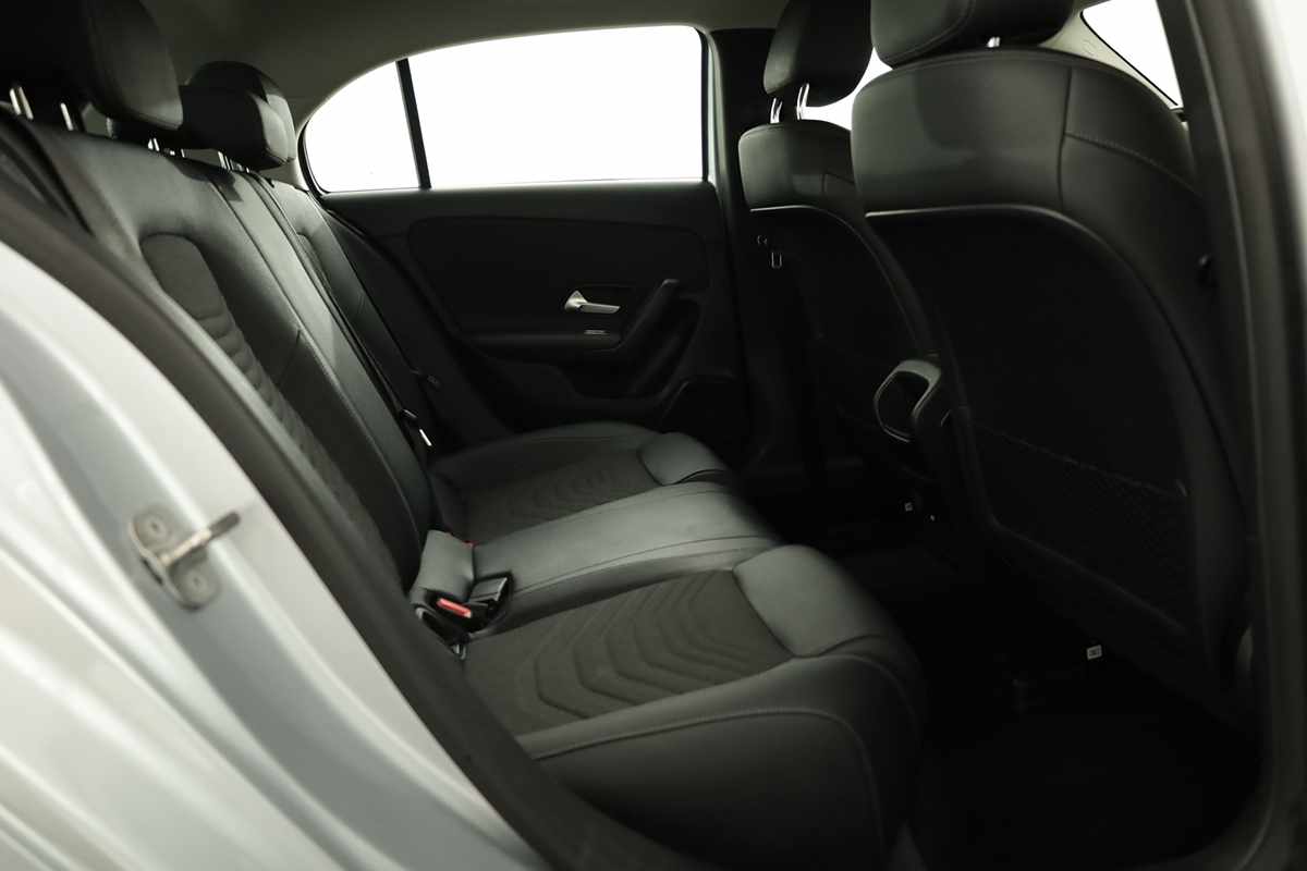 mercedes-benz-classe-a-2024-gasolina-1332cc