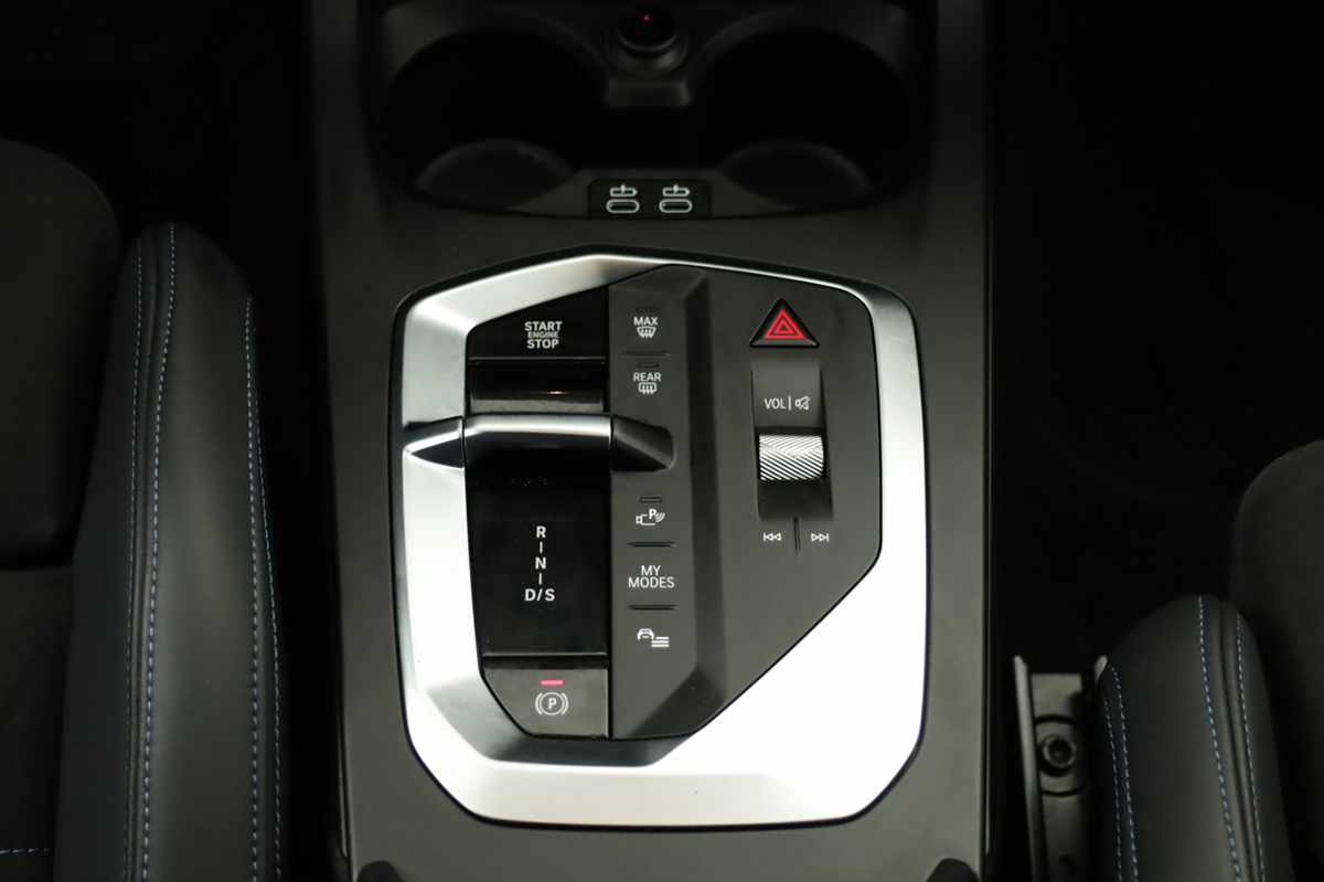 bmw-serie-1-2025-gasolina-1499cc