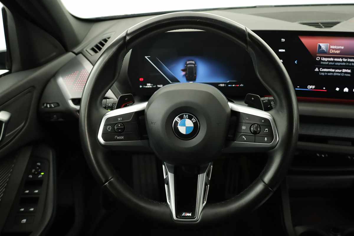 bmw-serie-1-2025-gasolina-1499cc