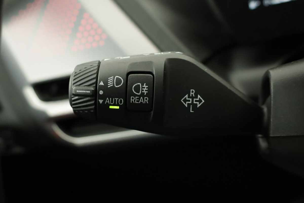 bmw-serie-1-2025-gasolina-1499cc