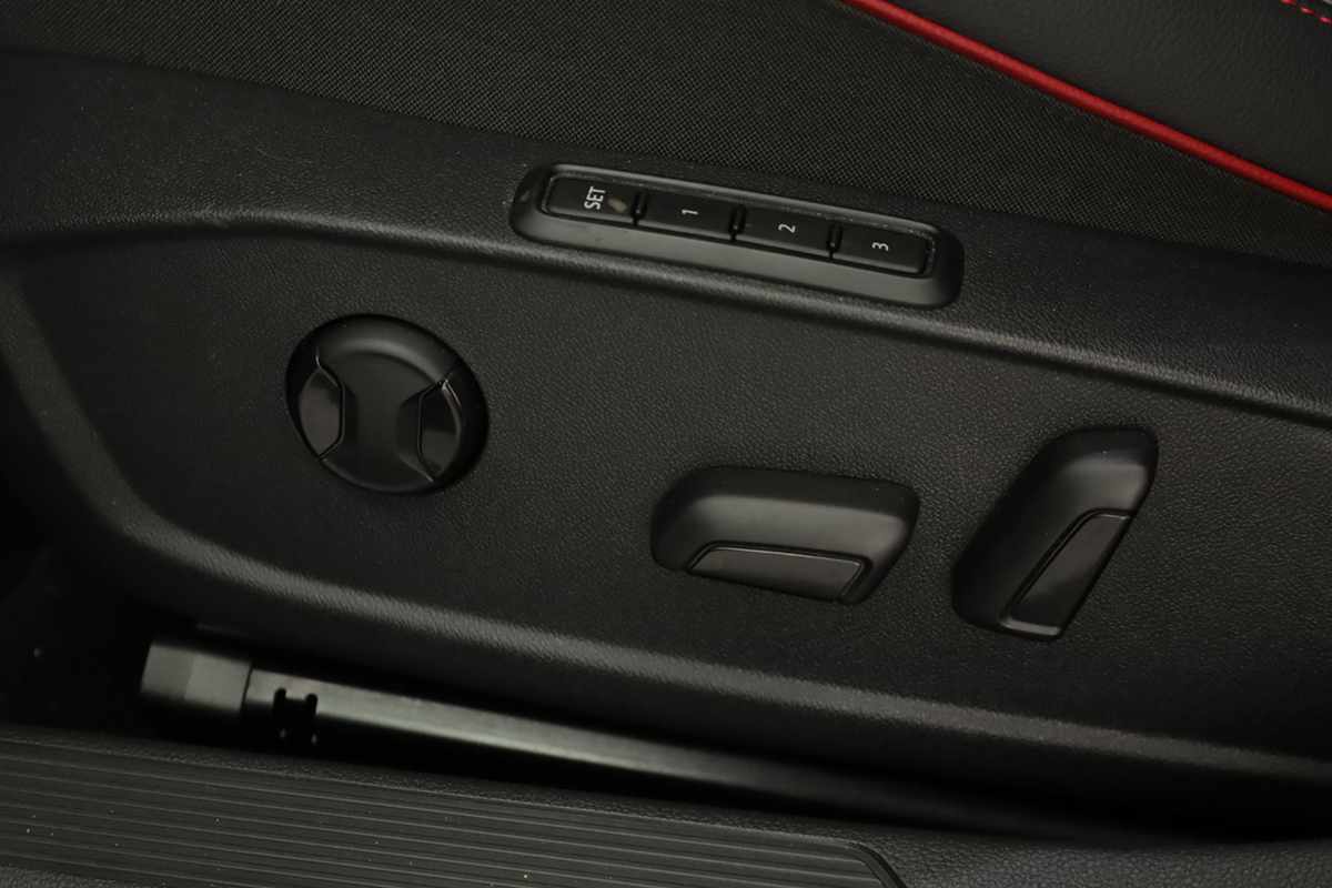 volkswagen-golf-2024-gasolina-1984cc