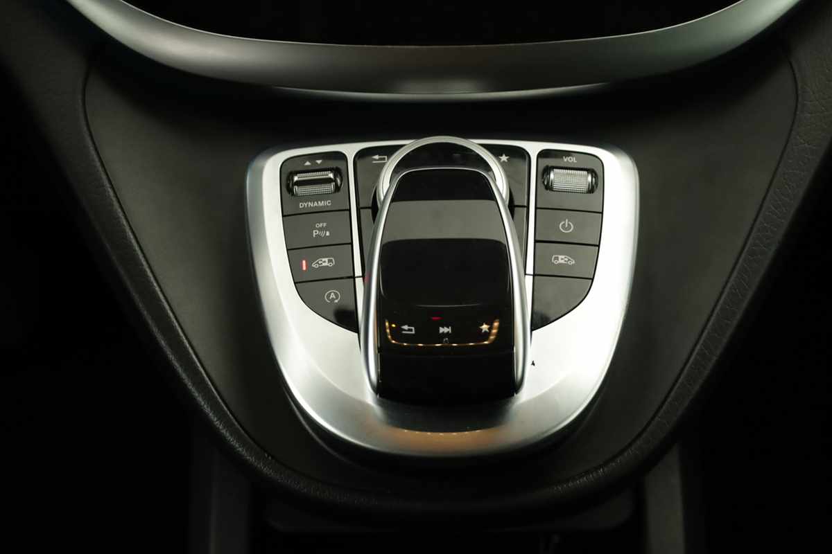 mercedes-benz-classe-v-2018-diesel-2143cc