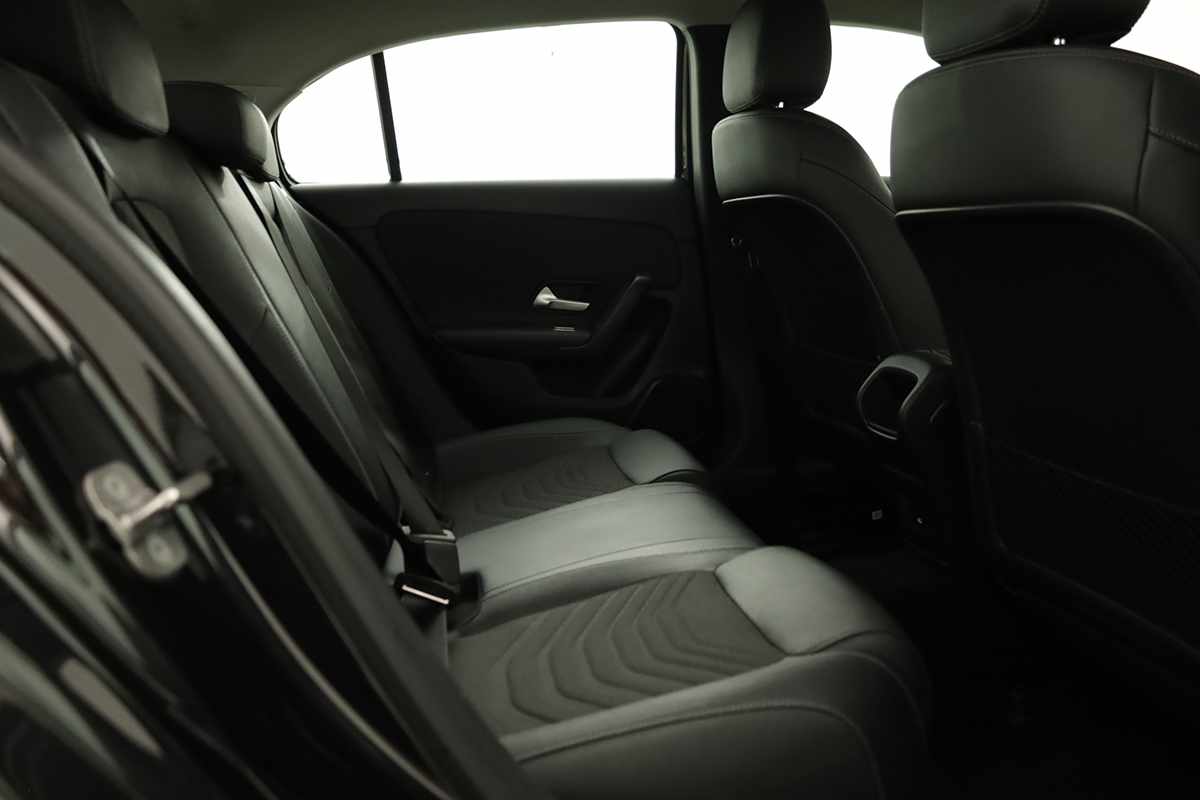 mercedes-benz-classe-a-2024-gasolina-1332cc
