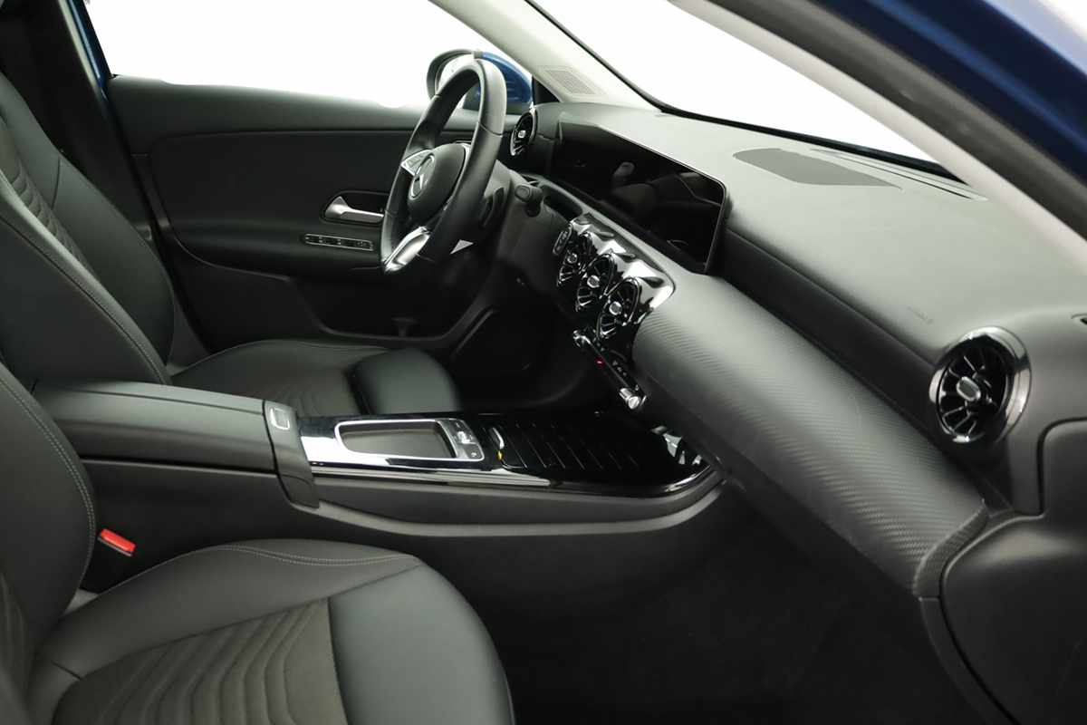 mercedes-benz-classe-a-2025-gasolina-1332cc