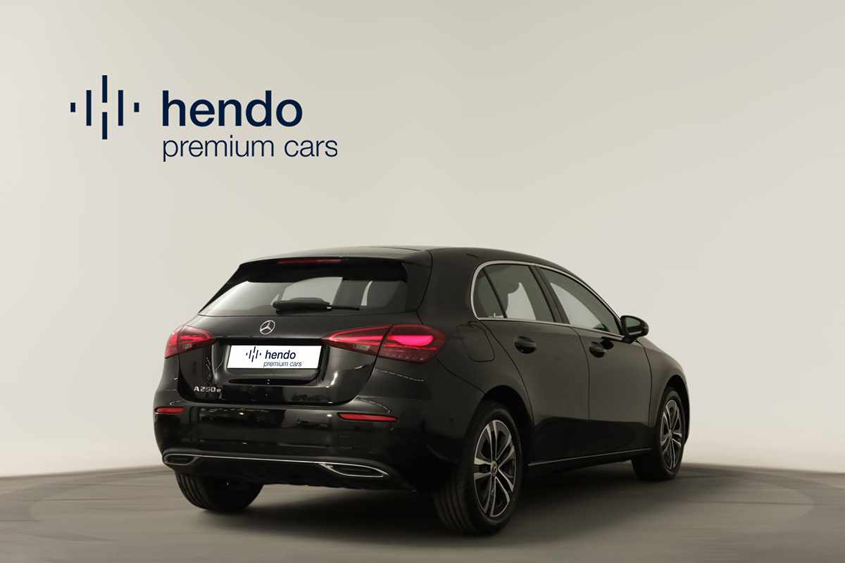 mercedes-benz-classe-a-2024-hibrido-a-gasolina-1332cc