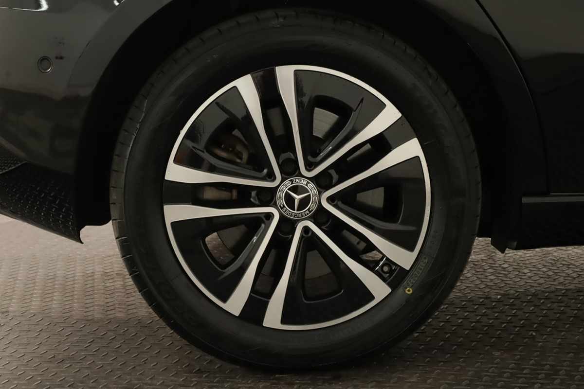 mercedes-benz-classe-a-2024-hibrido-a-gasolina-1332cc