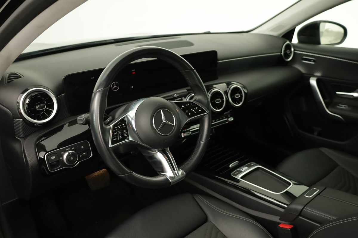 mercedes-benz-classe-a-2024-hibrido-a-gasolina-1332cc