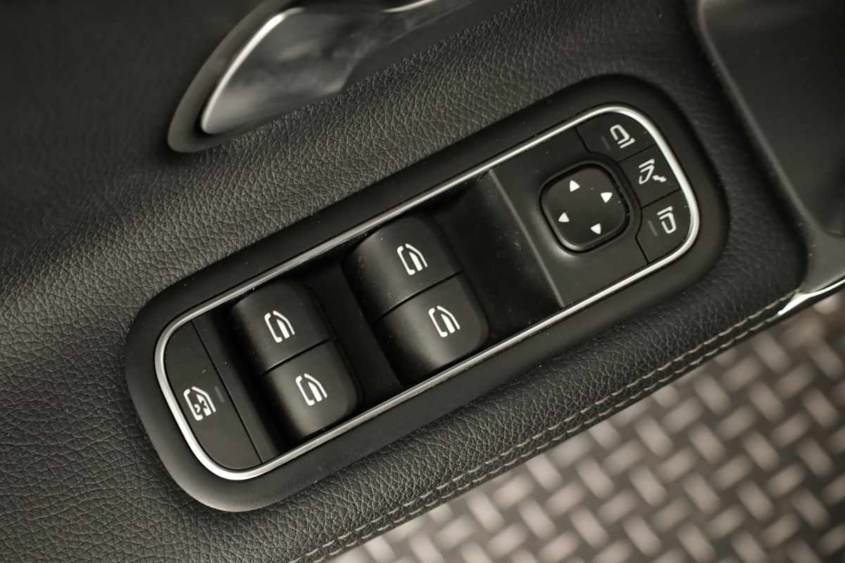 mercedes-benz-classe-a-2024-hibrido-a-gasolina-1332cc