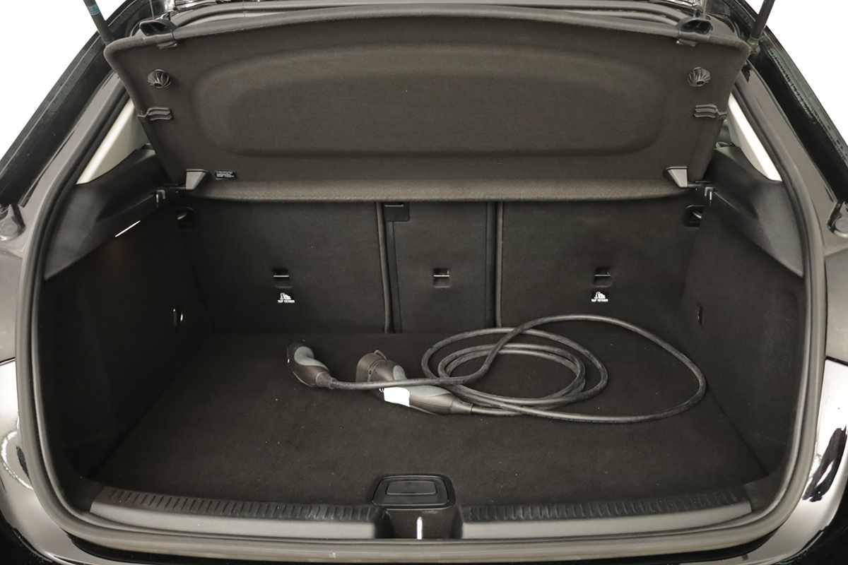 mercedes-benz-classe-a-2024-hibrido-a-gasolina-1332cc