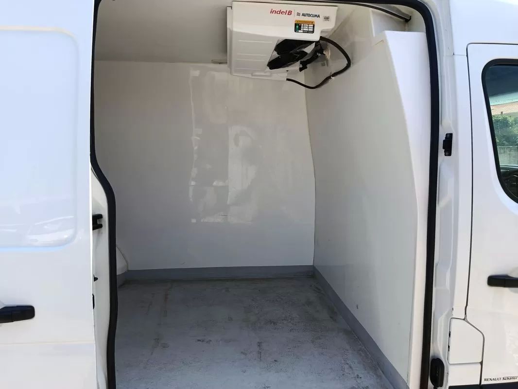 renault-master-2019-diesel-2300cc