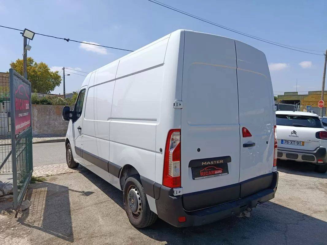 renault-master-2019-diesel-2300cc
