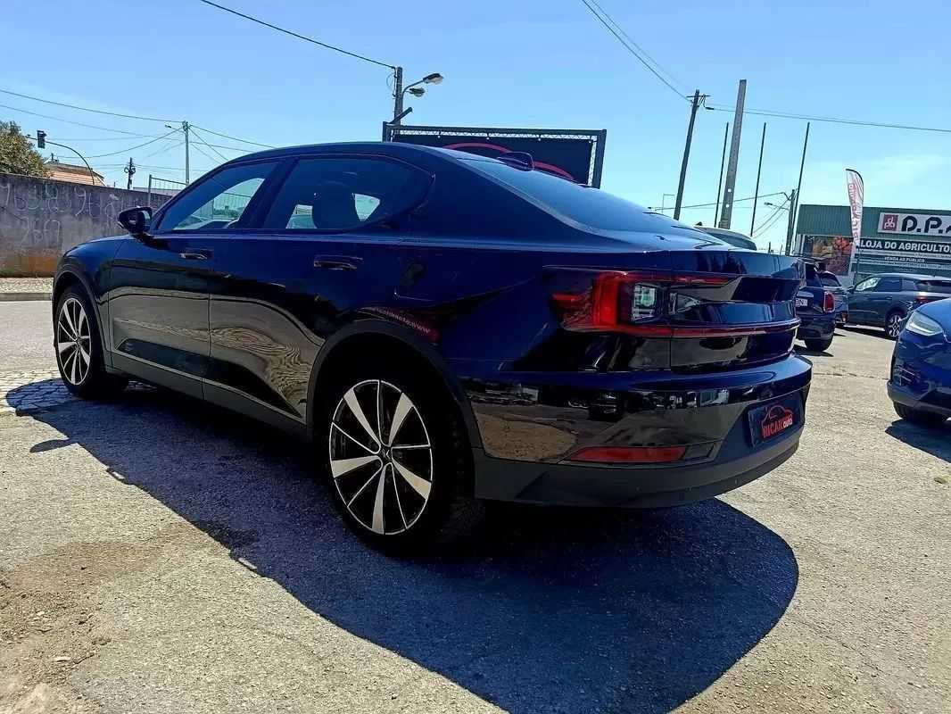 polestar-2-2022-eletrico-200cc