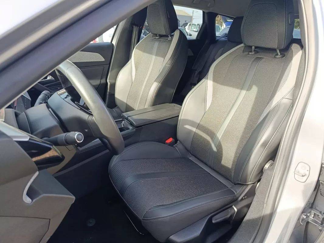 peugeot-308-2023-gasolina-1199cc