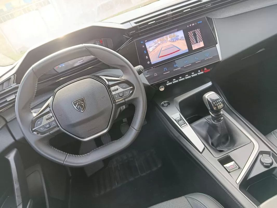 peugeot-308-2023-gasolina-1199cc