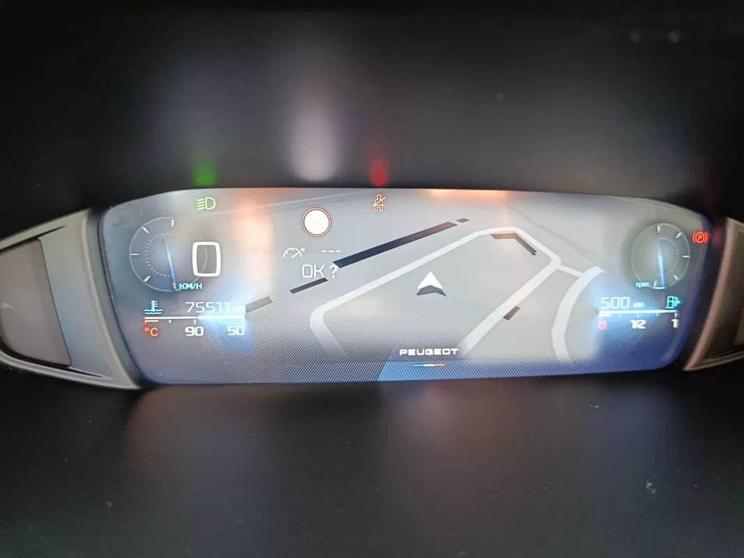 peugeot-308-2023-gasolina-1199cc
