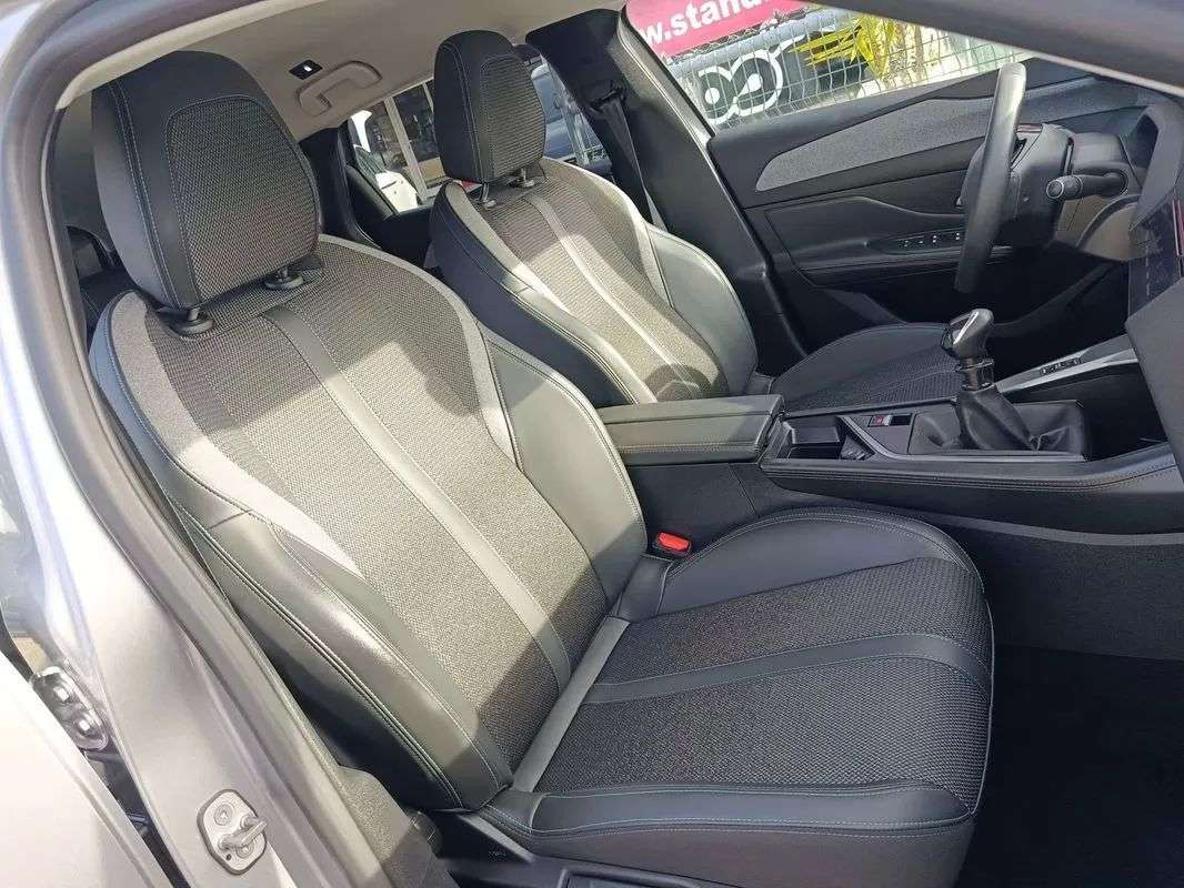 peugeot-308-2023-gasolina-1199cc