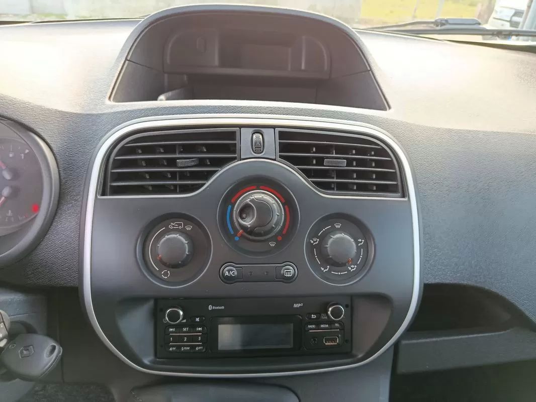 renault-kangoo-2018-diesel-1500cc