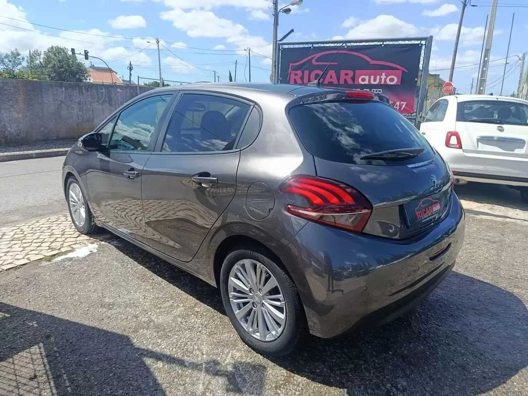 peugeot-208-2019-diesel-1499cc
