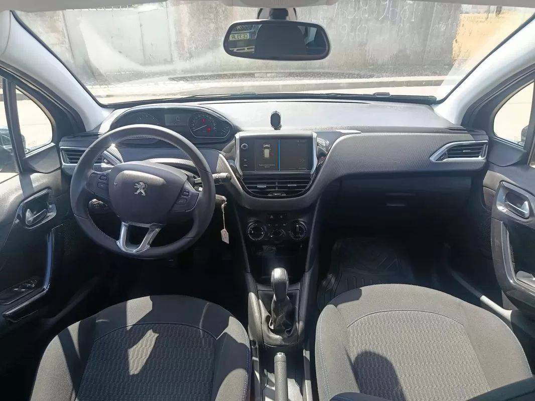 peugeot-208-2019-diesel-1499cc