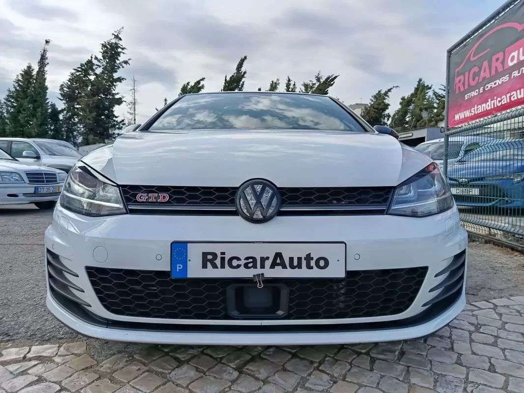 volkswagen-golf-2014-diesel-1968cc