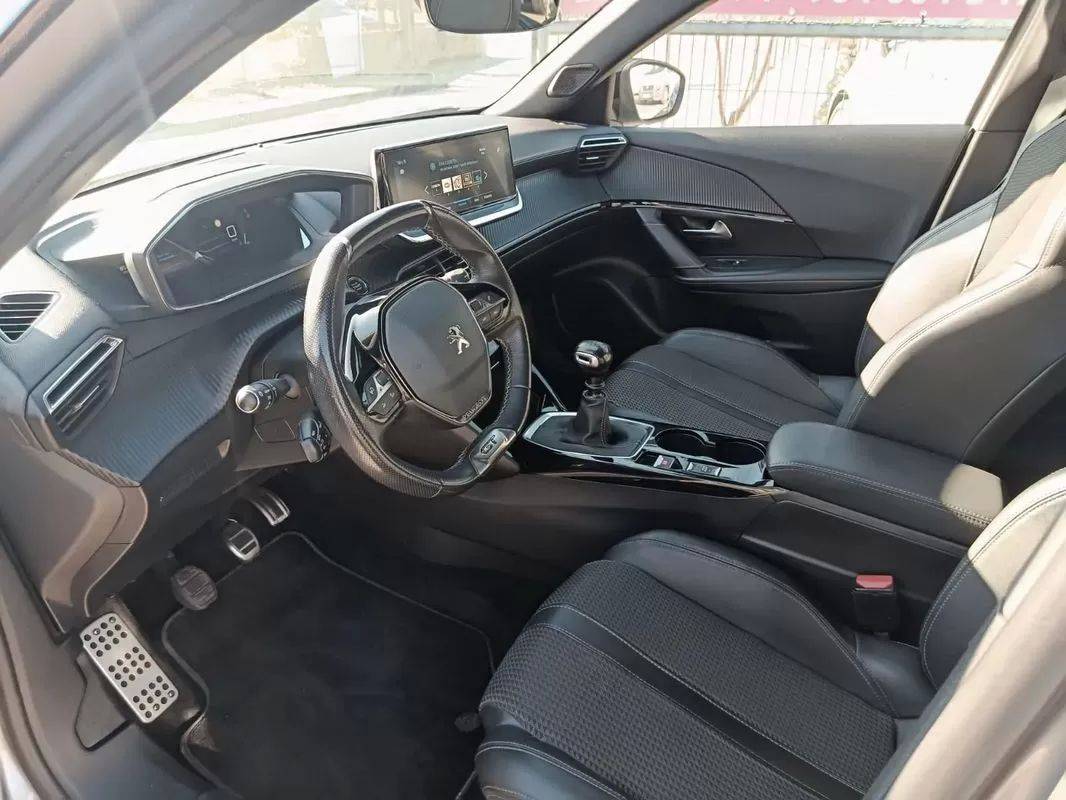 peugeot-2008-2021-gasolina-1199cc