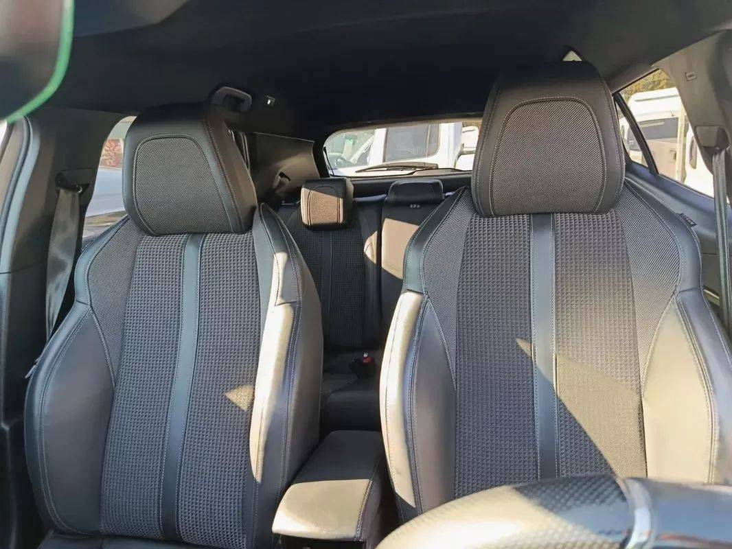 peugeot-2008-2021-gasolina-1199cc