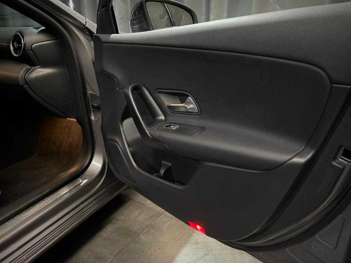 mercedes-benz-classe-a-2022-hibrido-a-gasolina-1332cc