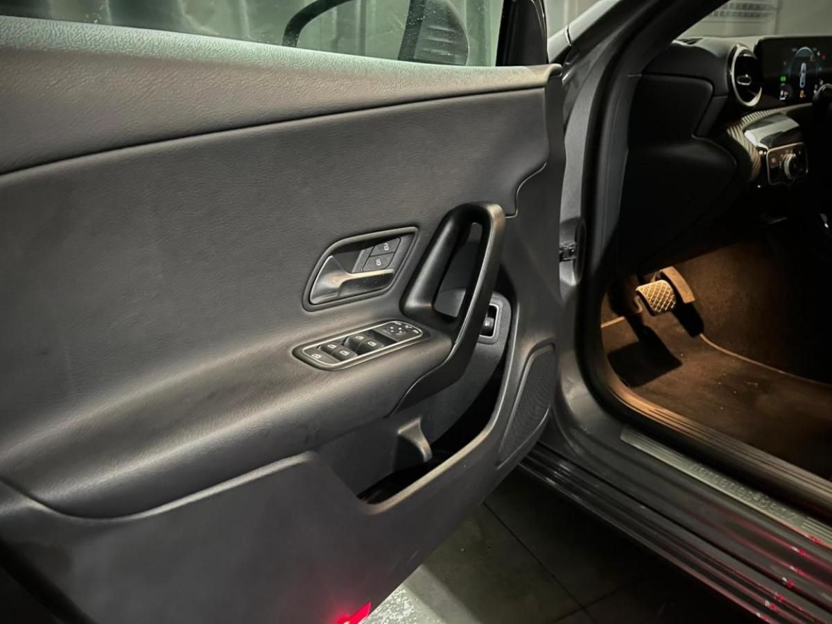 mercedes-benz-classe-a-2022-hibrido-a-gasolina-1332cc