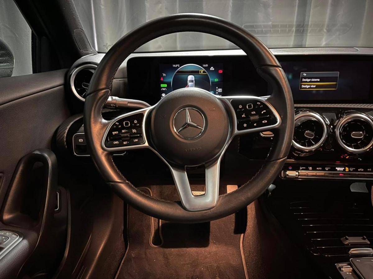 mercedes-benz-classe-a-2022-hibrido-a-gasolina-1332cc