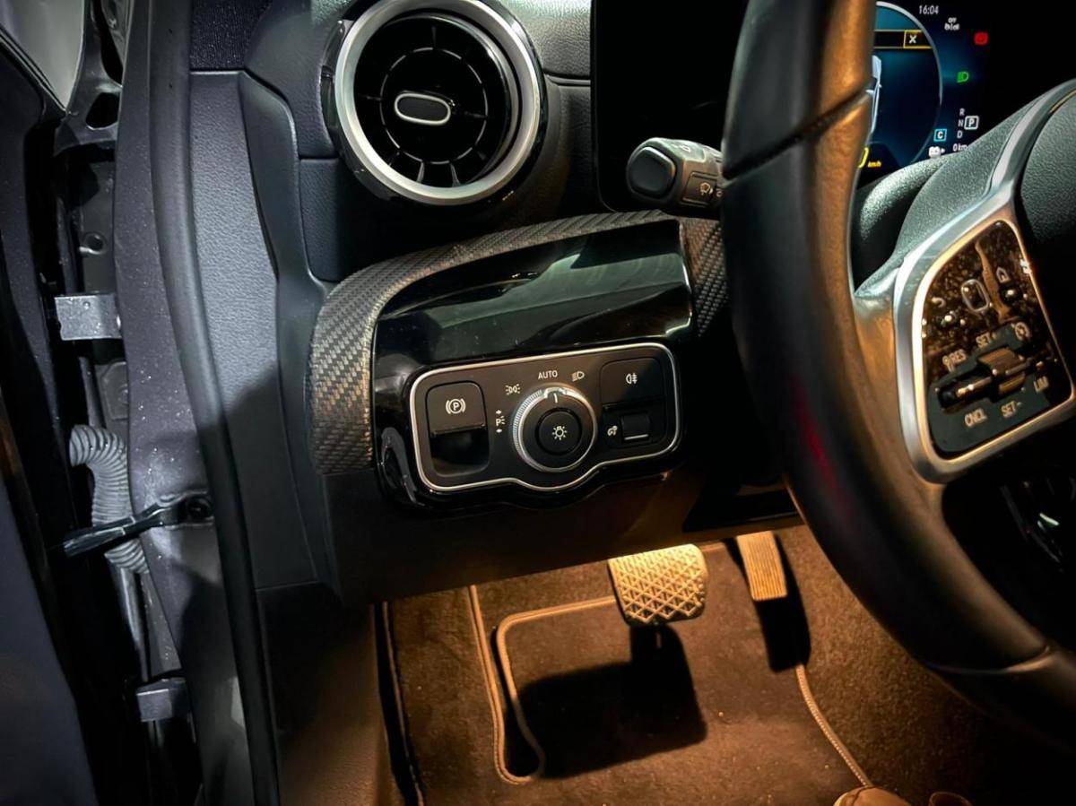 mercedes-benz-classe-a-2022-hibrido-a-gasolina-1332cc