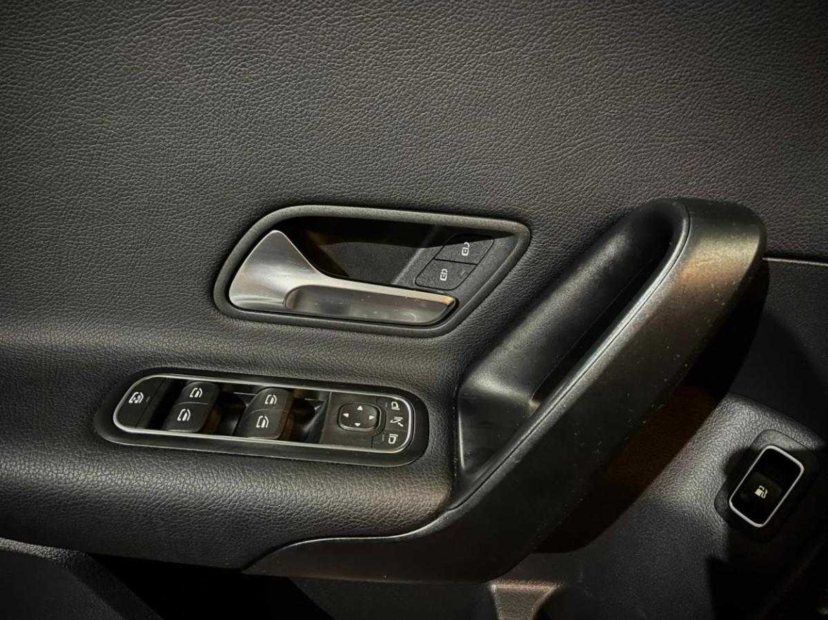 mercedes-benz-classe-a-2022-hibrido-a-gasolina-1332cc