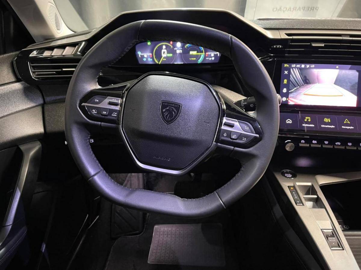 peugeot-308-2023-hibrido-a-gasolina-1598cc