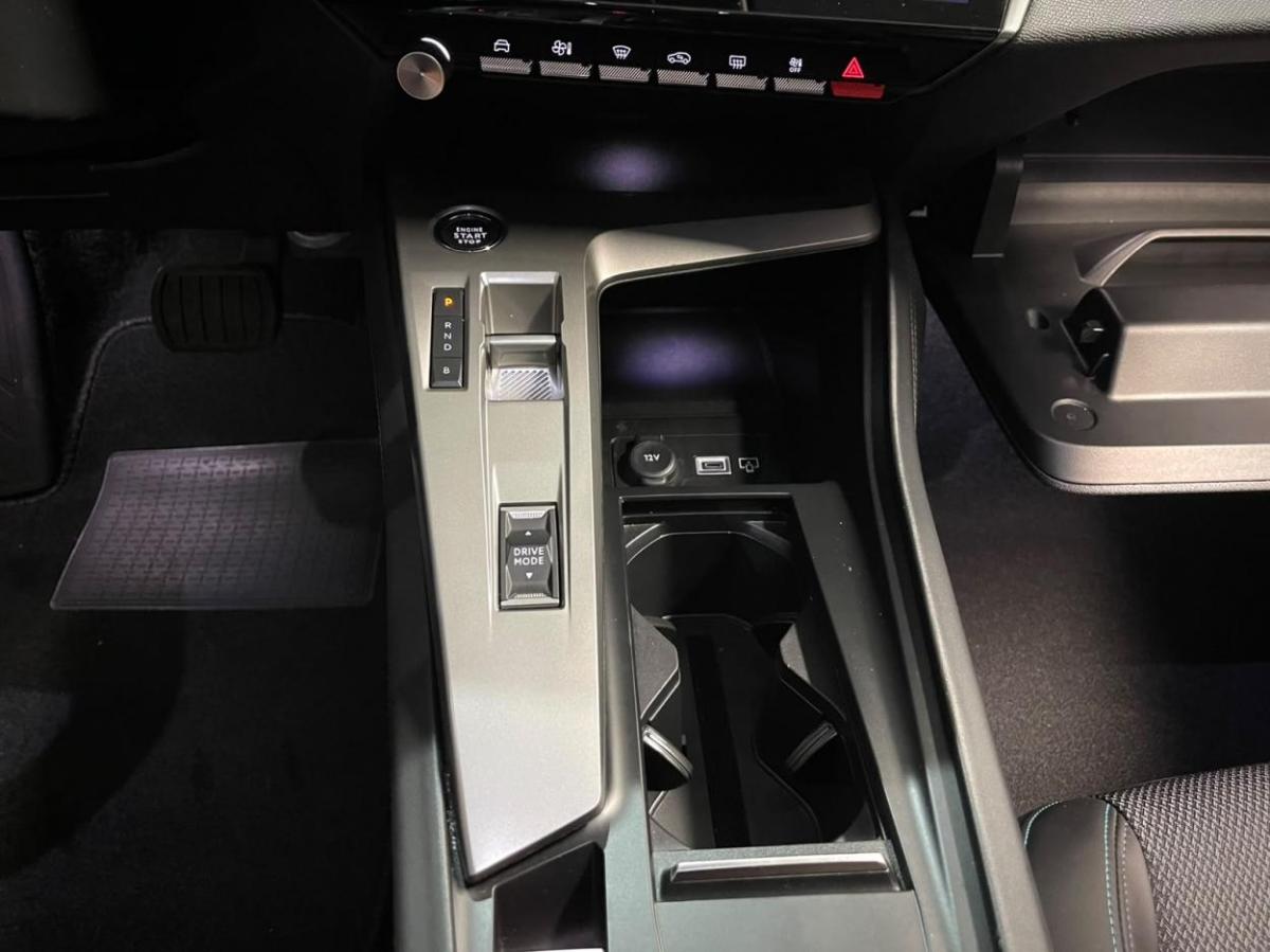 peugeot-308-2023-hibrido-a-gasolina-1598cc