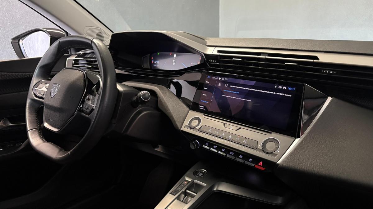 peugeot-308-sw-2022-diesel-1499cc