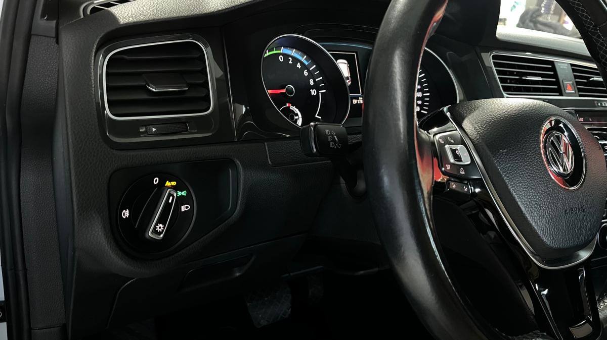 volkswagen-golf-2018-eletrico-500cc