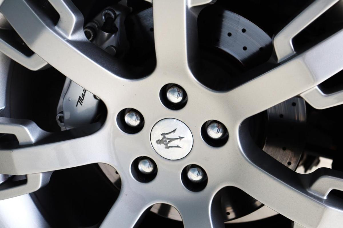 maserati-granturismo-2011-gasolina-4691cc