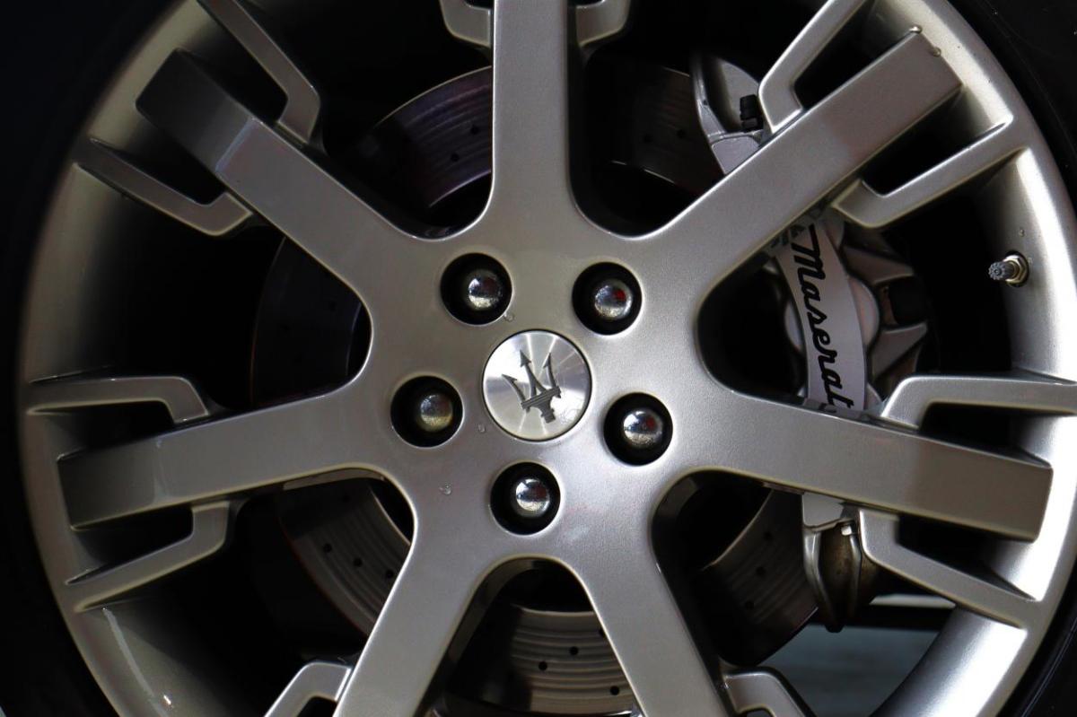 maserati-granturismo-2011-gasolina-4691cc