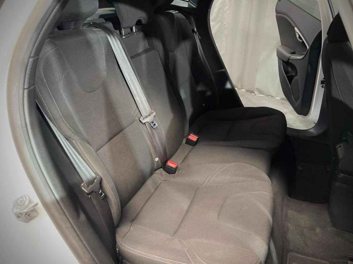 volvo-v40-2018-diesel-1969cc