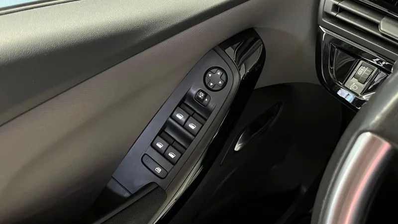 citroen-c4-grand-picasso-2019-diesel-1499cc