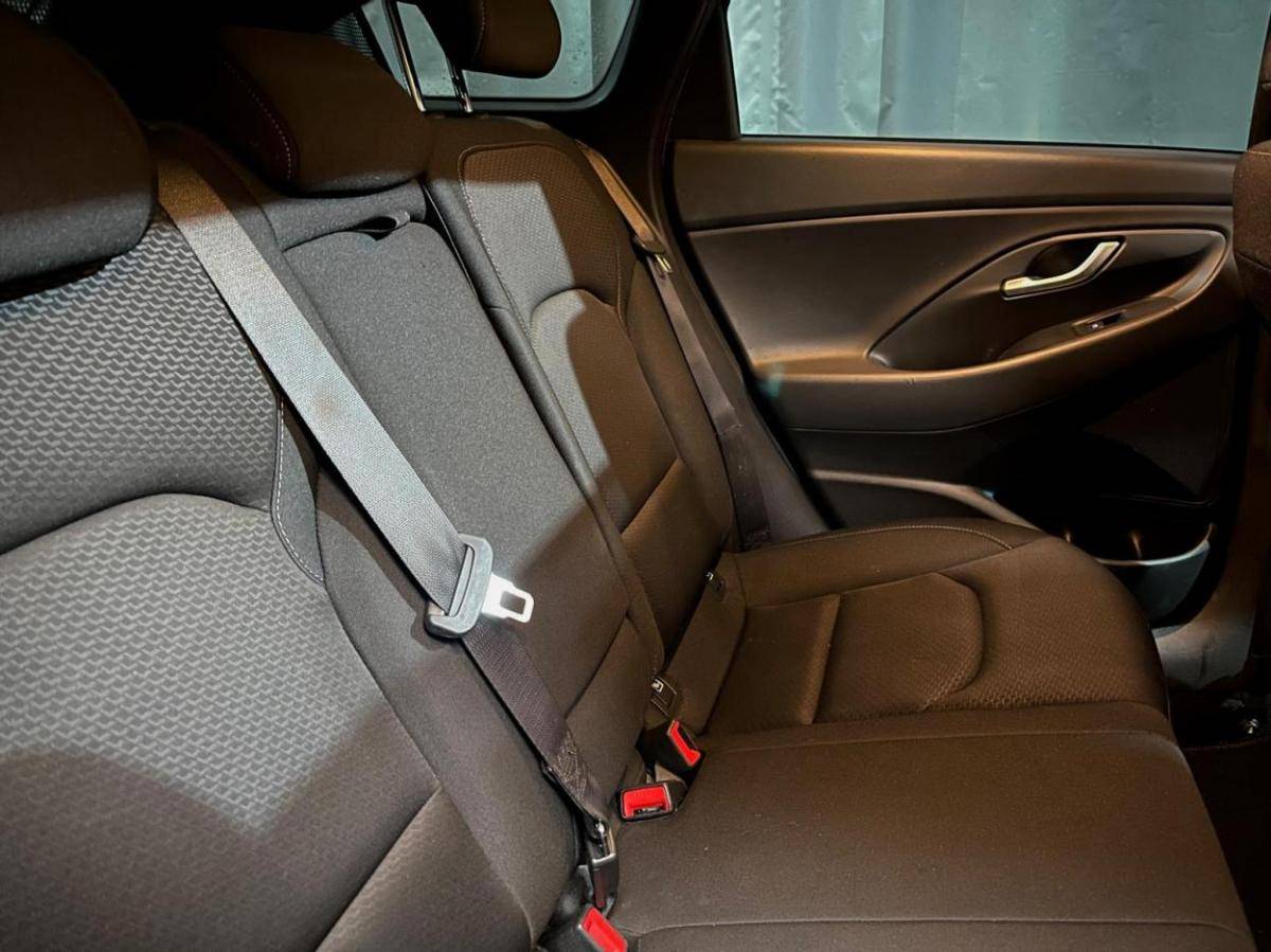 hyundai-i30-2018-gasolina-998cc