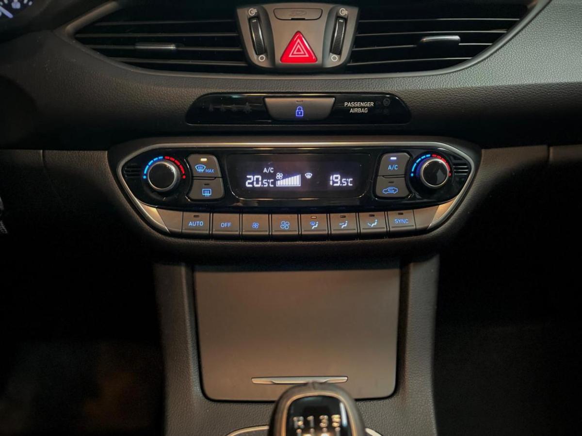 hyundai-i30-2018-gasolina-998cc
