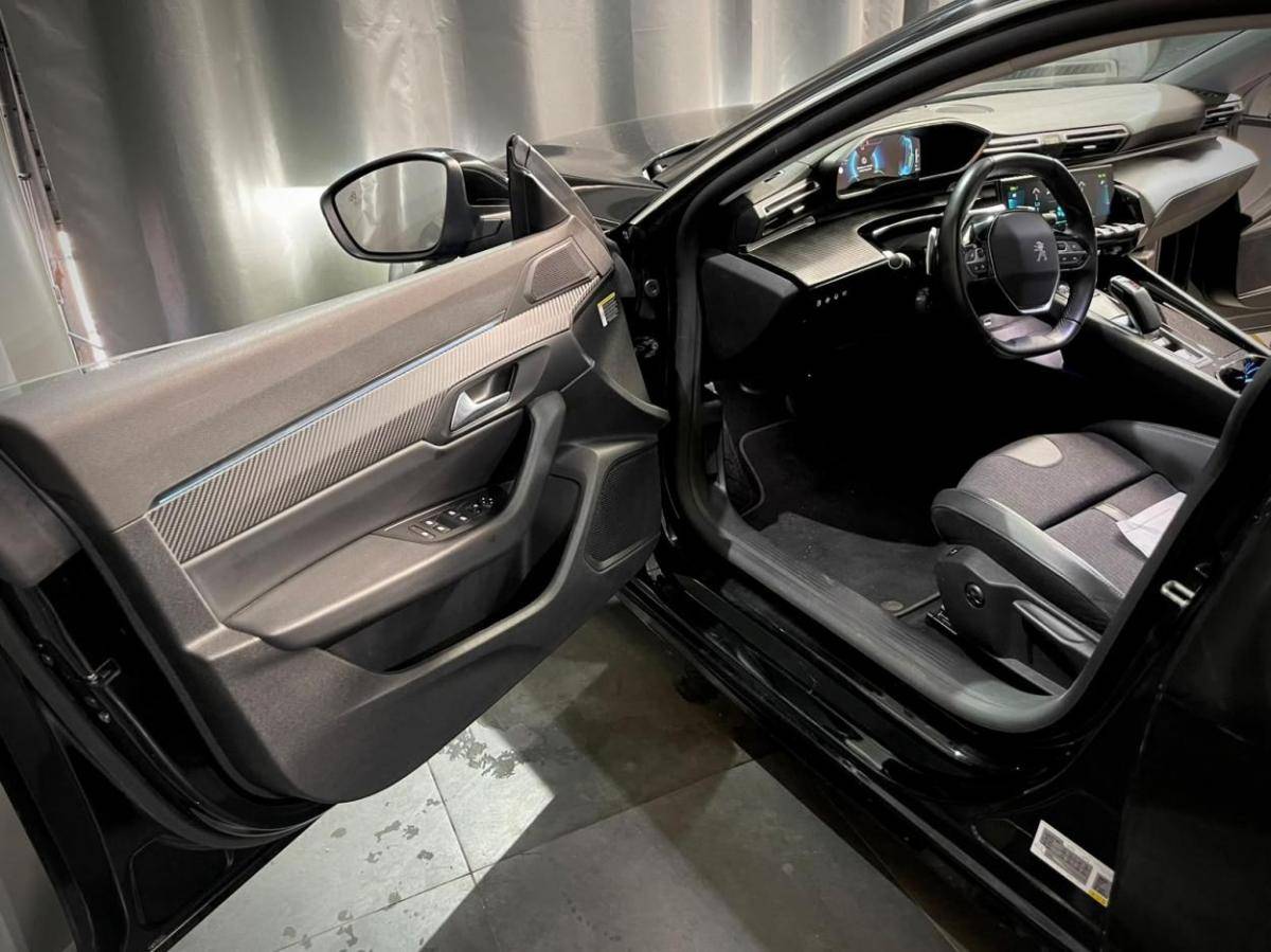 peugeot-508-sw-2021-hibrido-a-gasolina-1598cc