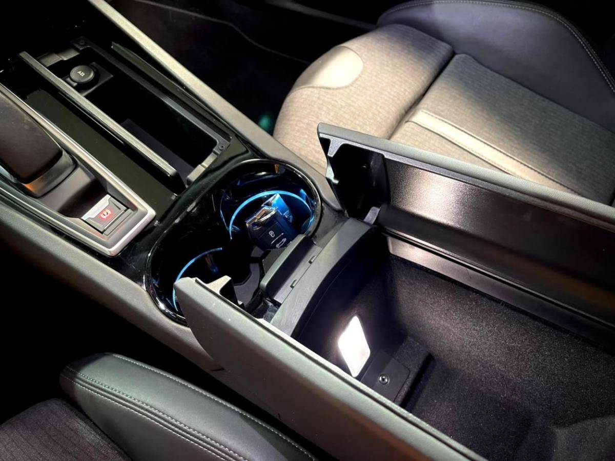 peugeot-508-sw-2021-hibrido-a-gasolina-1598cc