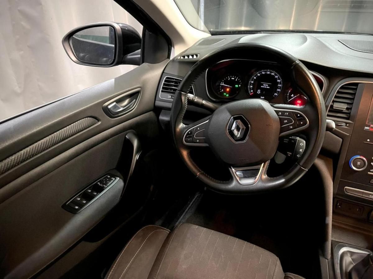 renault-megane-2019-diesel-1461cc