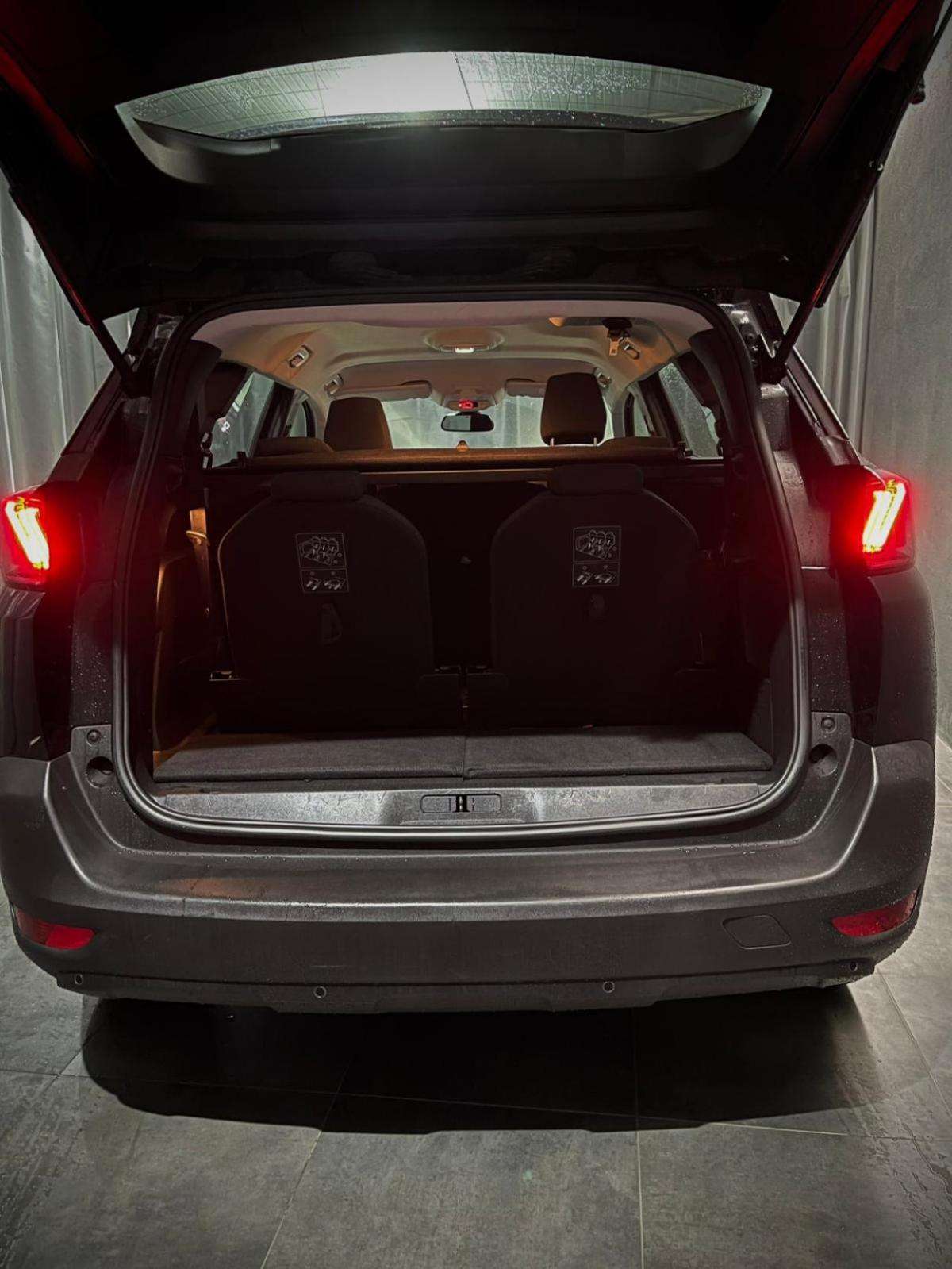 peugeot-5008-2022-diesel-1499cc