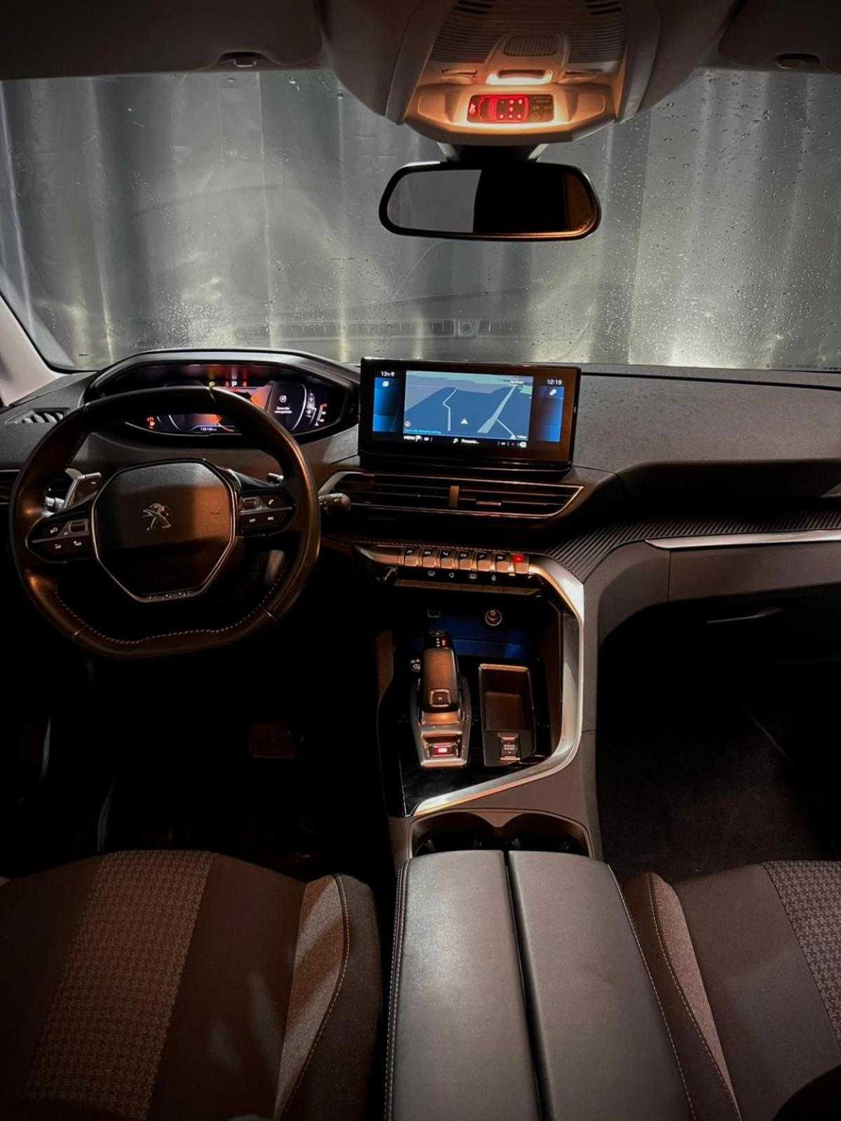peugeot-5008-2022-diesel-1499cc